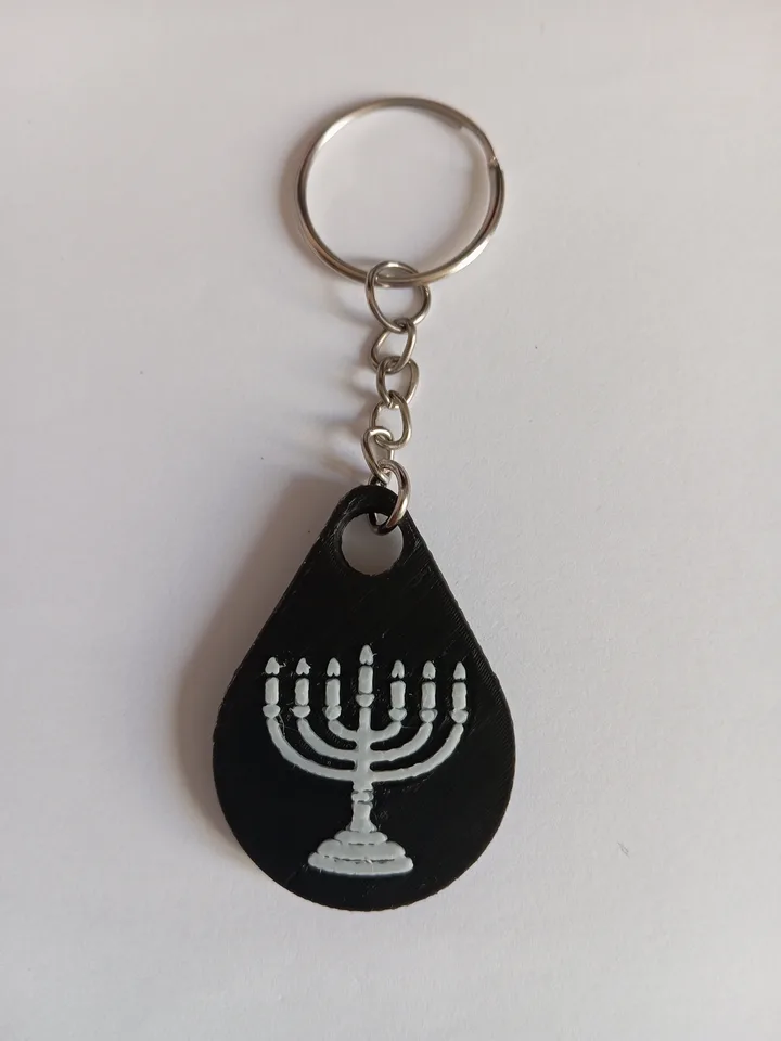 Porte-clé NFC biblique Aménorah — gamme noir, menorah peinte à la main